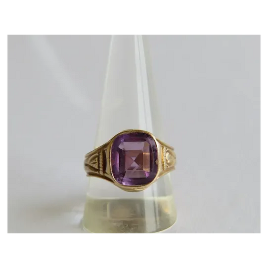 Antique Style Amethyst Statement Ring in 14K Gold
